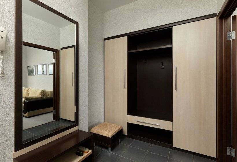 Полулюкс, Russky Kapital