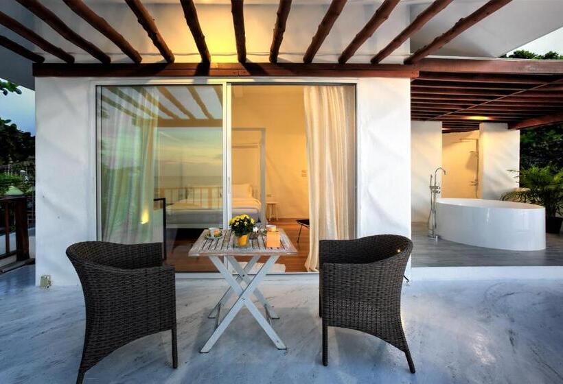 חדר פנטהאוז, Villa Nalinnadda Petite Hotel & Spa, Adults Only   Sha Extra Plus