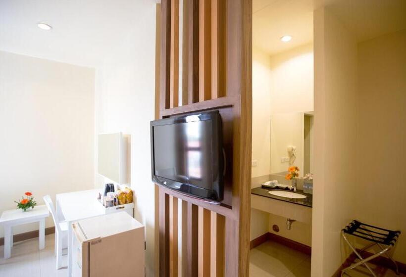 Deluxe Room Mountain View, Imm Hotel Thaphae Chiang Mai