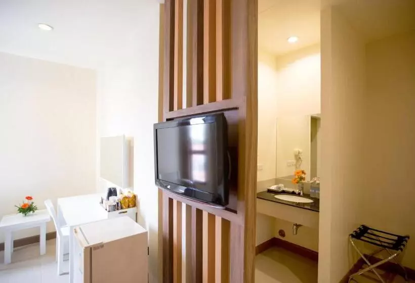 Deluxe Room Mountain View, Imm Hotel Thaphae Chiang Mai