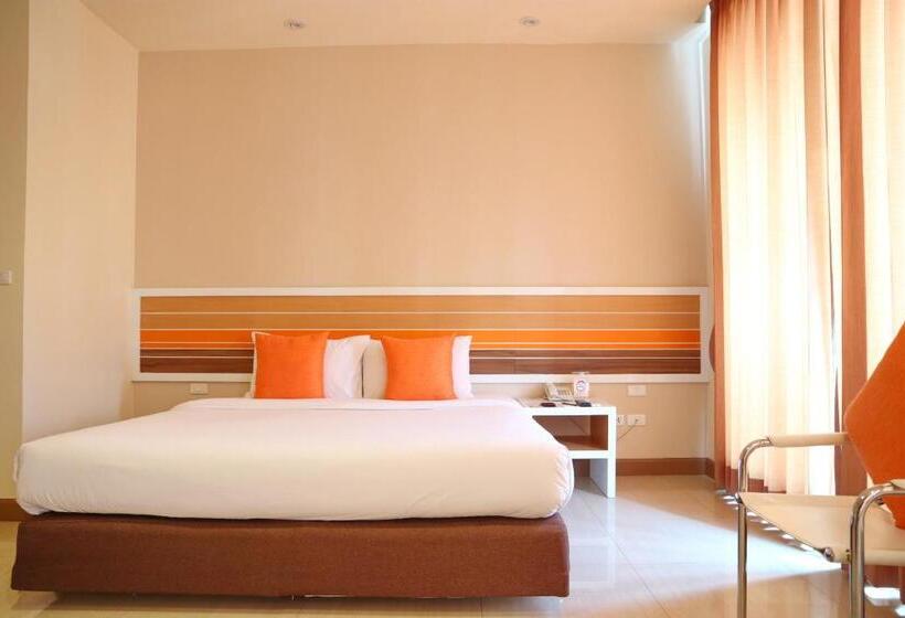Deluxe Room Mountain View, Imm Hotel Thaphae Chiang Mai