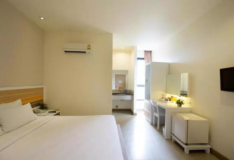 اتاق لوکس, Imm Hotel Thaphae Chiang Mai