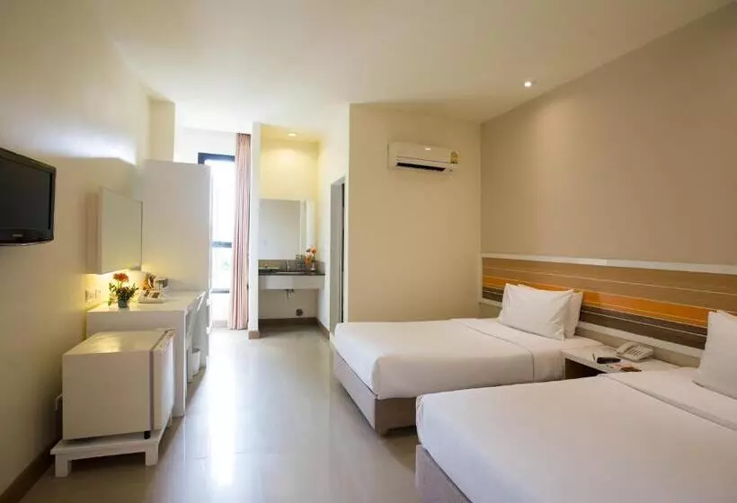 اتاق لوکس, Imm Hotel Thaphae Chiang Mai