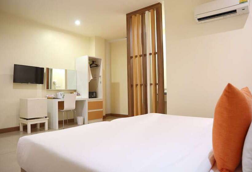 اتاق لوکس, Imm Hotel Thaphae Chiang Mai