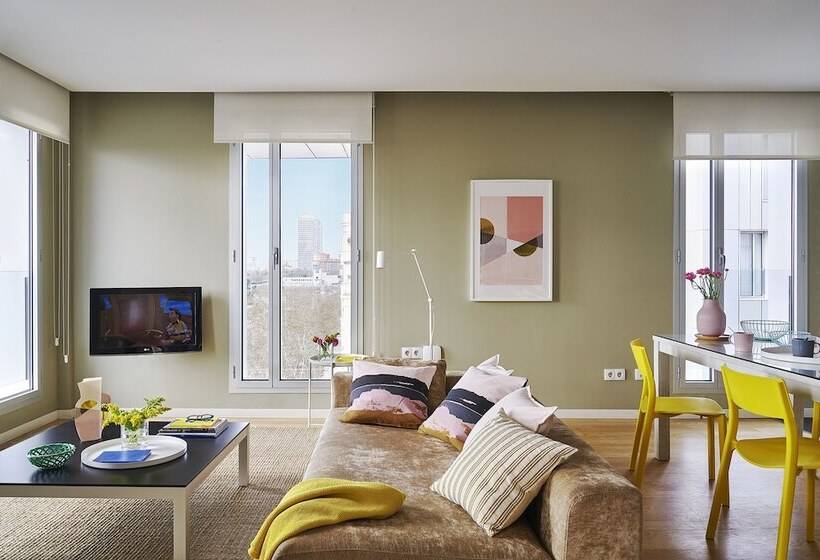 Семейные Апартаменты, Lugaris Beach Apartments