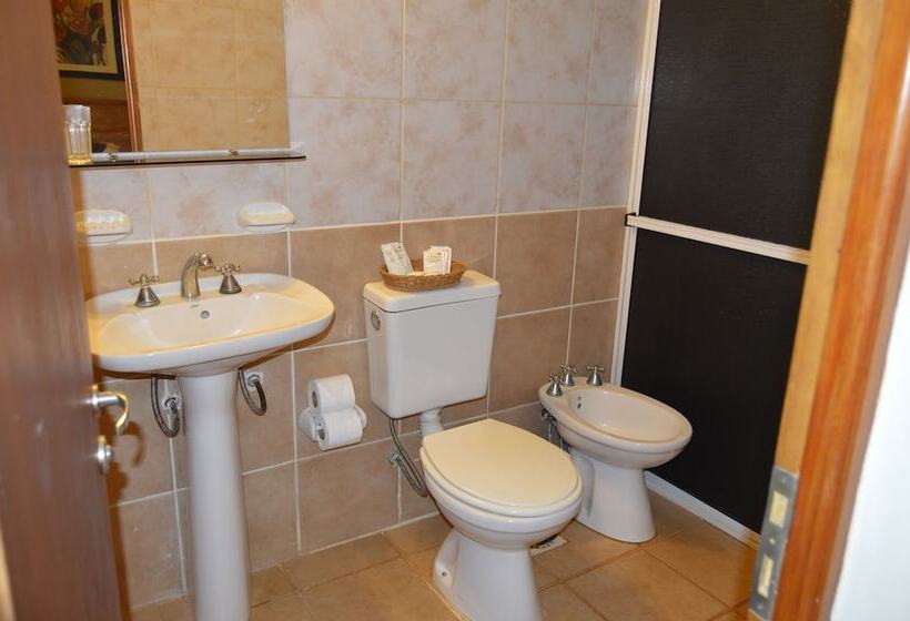 חדר סטנדרט לארבעה, Complejo Americano