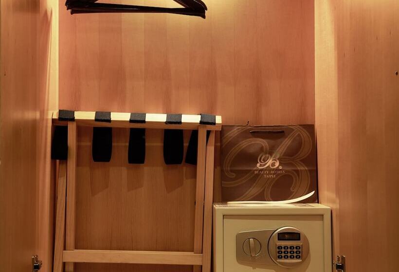 اتاق اجرایی, Beauty Hotels   Roumei Boutique