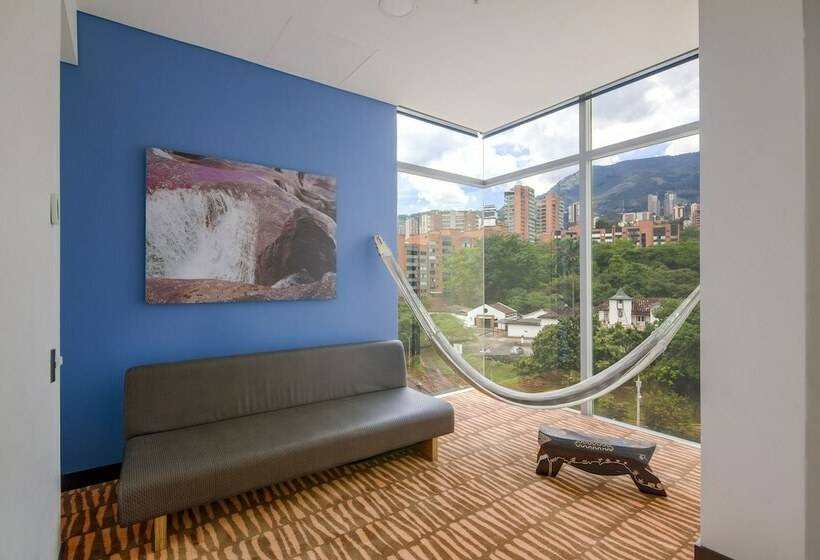 스위트, Diez Hotel Categoría Colombia