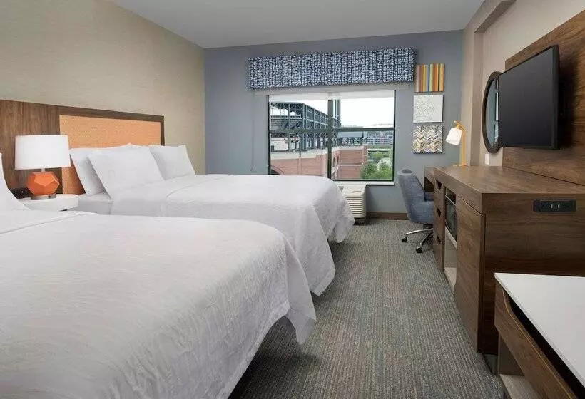 スタンダードルーム, Hampton Inn Baltimoredowntownconvention Center