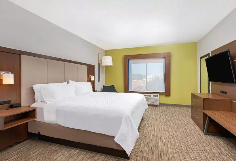 キングサイズベッドのスタンダードルーム, Holiday Inn Express Hotel & Suites Mount Juliet   Nashville Area, An Ihg