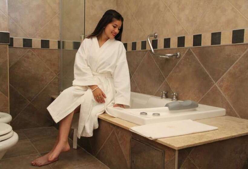 Люкс, Howard Johnson By Wyndham Rosario De La Frontera