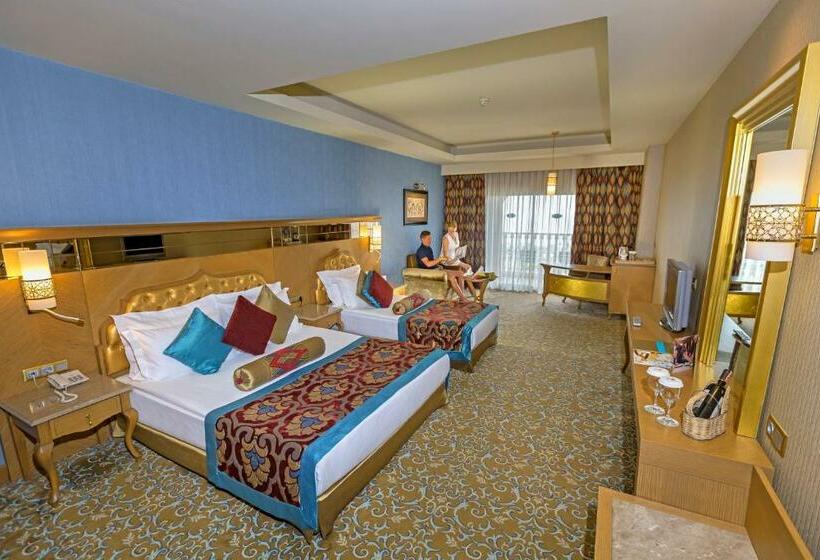 اتاق استاندارد اینتریور, Royal Holiday Palace