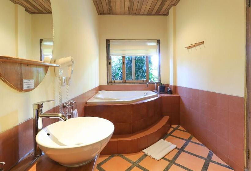 Balkonlu Standart Oda, Tegal Sari Accommodation Ubud