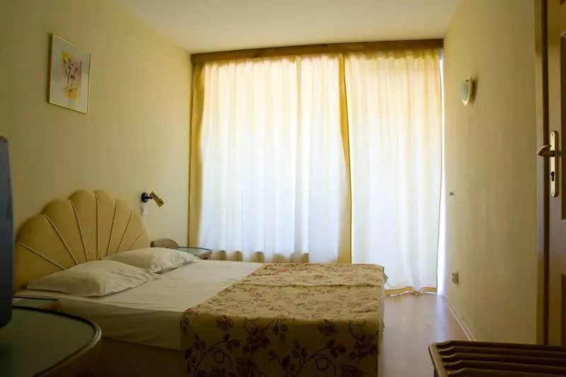 اتاق استاندارد, Park Hotel Perla