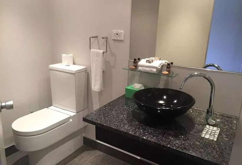 スーペリアスタジオ, Apollo Hotel Rotorua