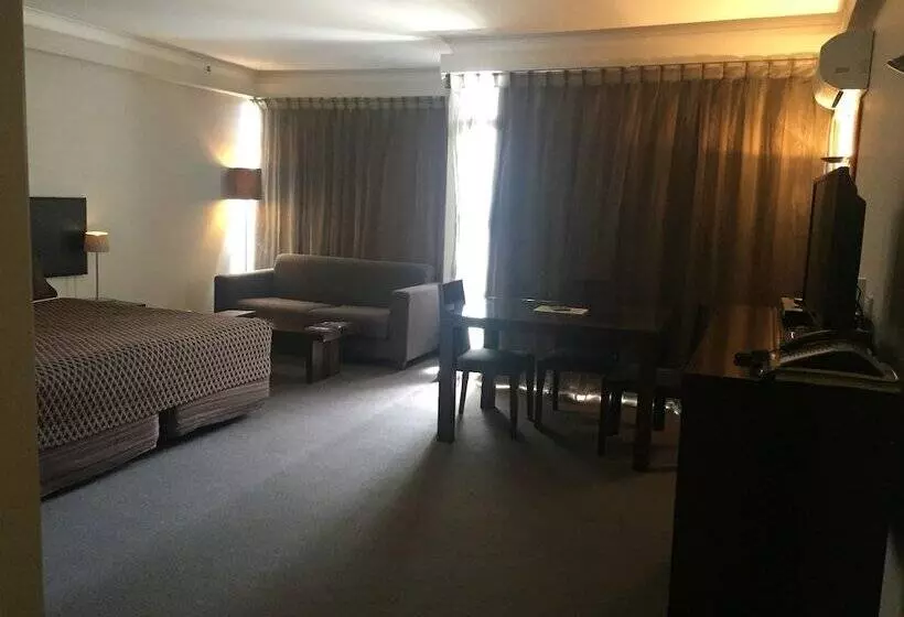 スーペリアスタジオ, Apollo Hotel Rotorua