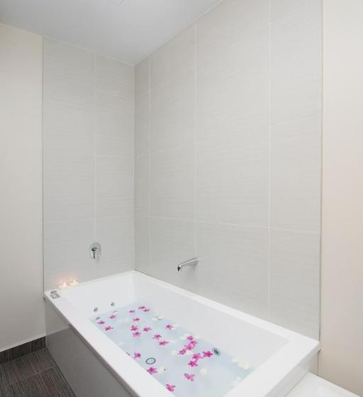 جناح بريميوم, Apollo Hotel Rotorua