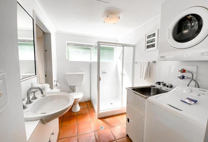 발코니가 있는 2 베드룸 아파트, Beach Terraces