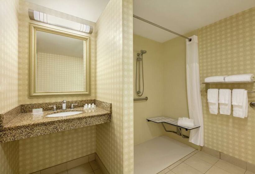 适合残疾人使用的标准间, Hilton Garden Inn Fort Myers Airport/fgcu