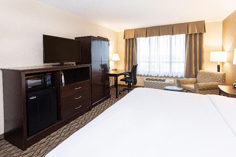 Номер Стандарт Кровать Кинг Адаптированный для Инвалидов, Holiday Inn St. Louis Airport West Earth City, An Ihg