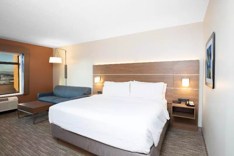 キングサイズベッドのエクゼクティブルーム, Holiday Inn Express & Suites St George North   Zion, An Ihg