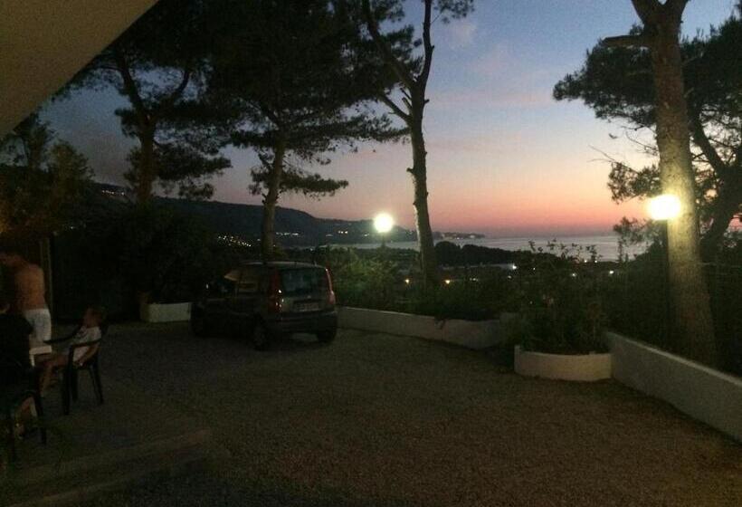 海の見える1ベッドルームアパートメント, La Praia