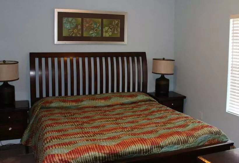 آپارتمان 3 خوابه, Laketown Wharf By Emerald View Resorts