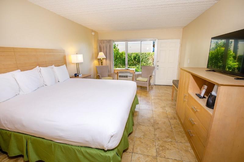 스탠다드 룸 킹사이즈 침대, Naples Garden Inn