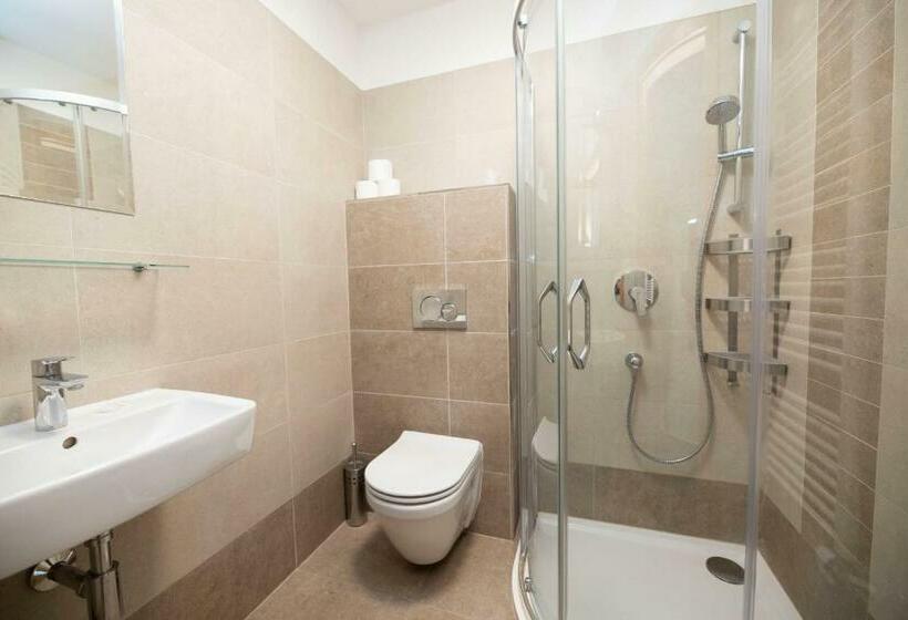 StandaardKamer, Rakovec
