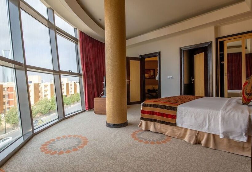 סוויטה עם נוף, Rand By Wandalus