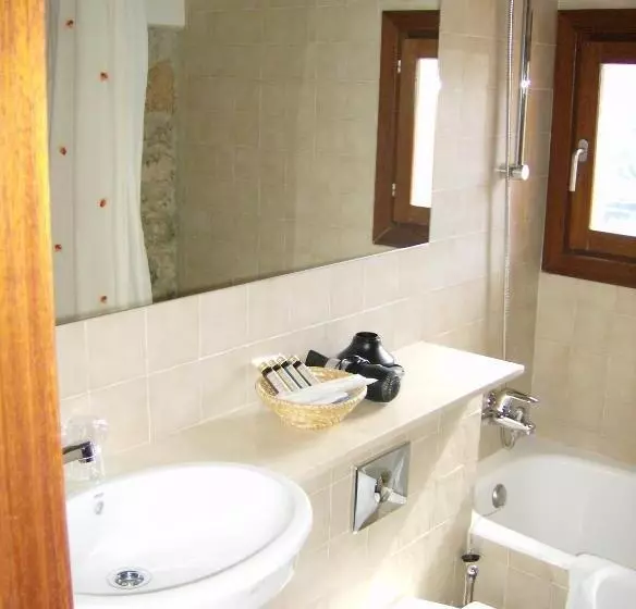 اتاق استاندارد, Es Petit Hotel De Valldemossa