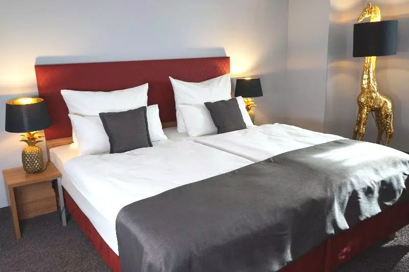 身障者適用キングサイズベッドルーム, Hampton Inn & Suites Spokane Valley