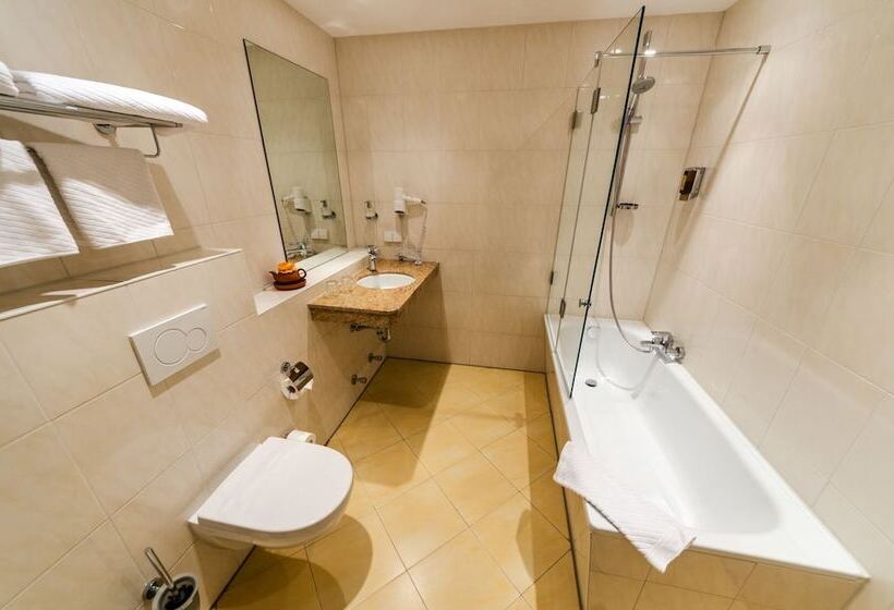 Номер Стандарт, Alte Post