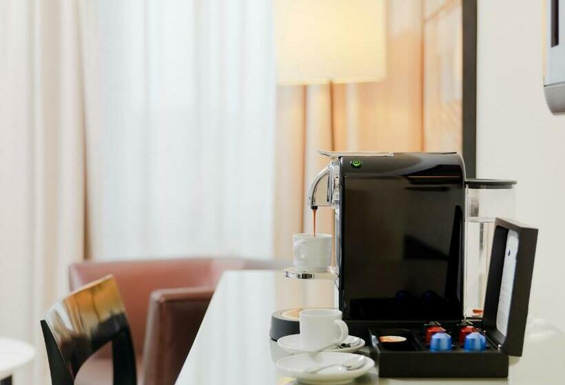 اتاق لوکس, H10 Berlin Ku'damm
