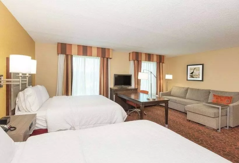 スタンダードスタジオ, Hampton Inn Suites Jacksonville Airport
