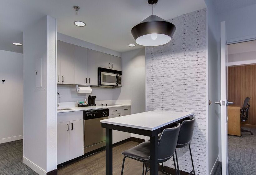 套房, Homewood Suites By Hilton Louisvilleeast