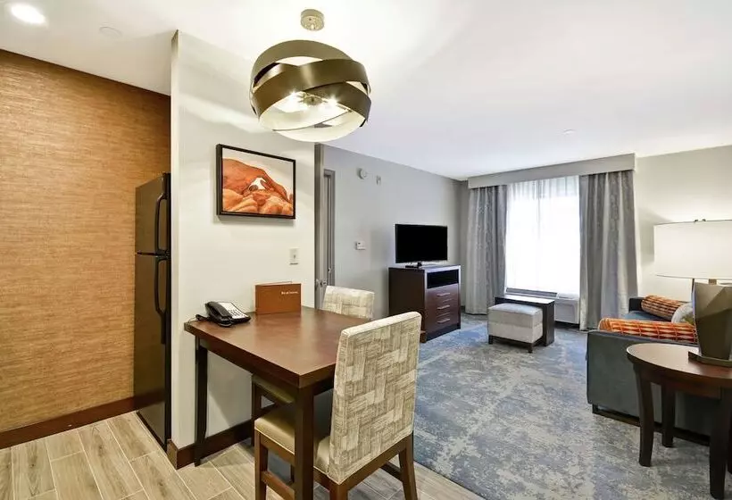 身障者適用スイートルーム, Homewood Suites By Hilton Palm Desert