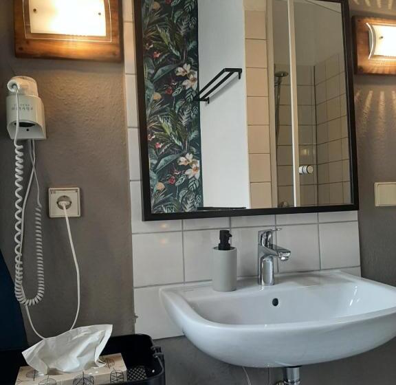 Апартаменты 2 Спальни, Hostel Lollis Homestay Dresden