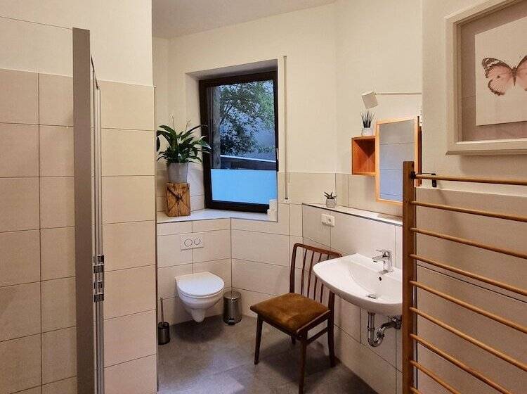 Апартаменты 1 Спальня Нижний Этаж, Hostel Lollis Homestay Dresden