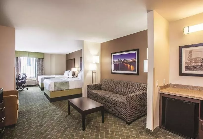 身障者適用スイートルーム, La Quinta By Wyndham Portland Airport
