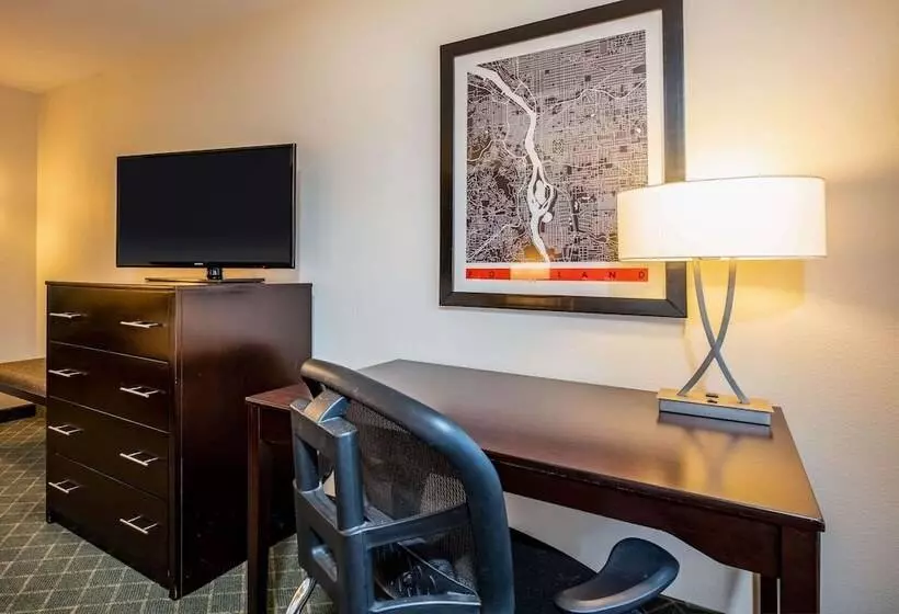 デラックスルーム, La Quinta By Wyndham Portland Airport
