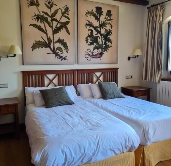 Deluxe Room Mountain View, Olatzea Landa Hotela