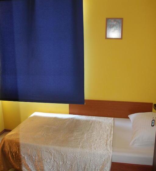 غرفة قياسية فردية, Villa Vilma