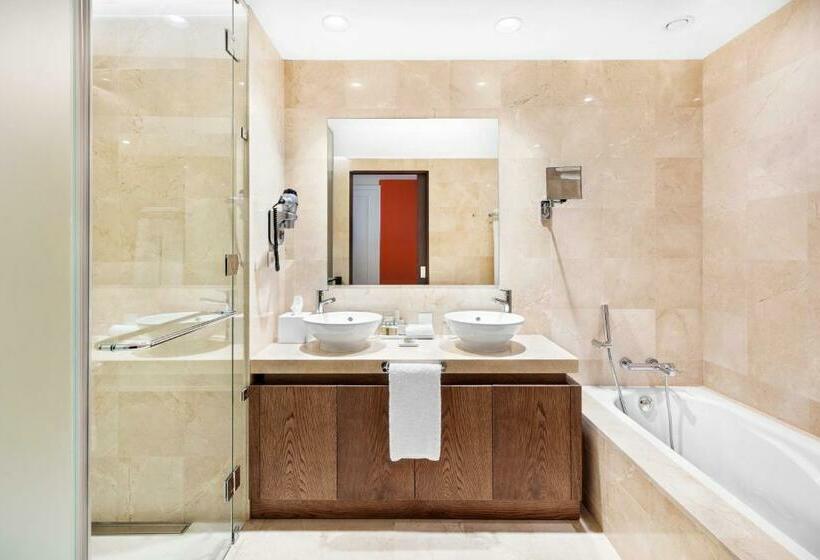 סוויטה, Cascade Wellness Resort