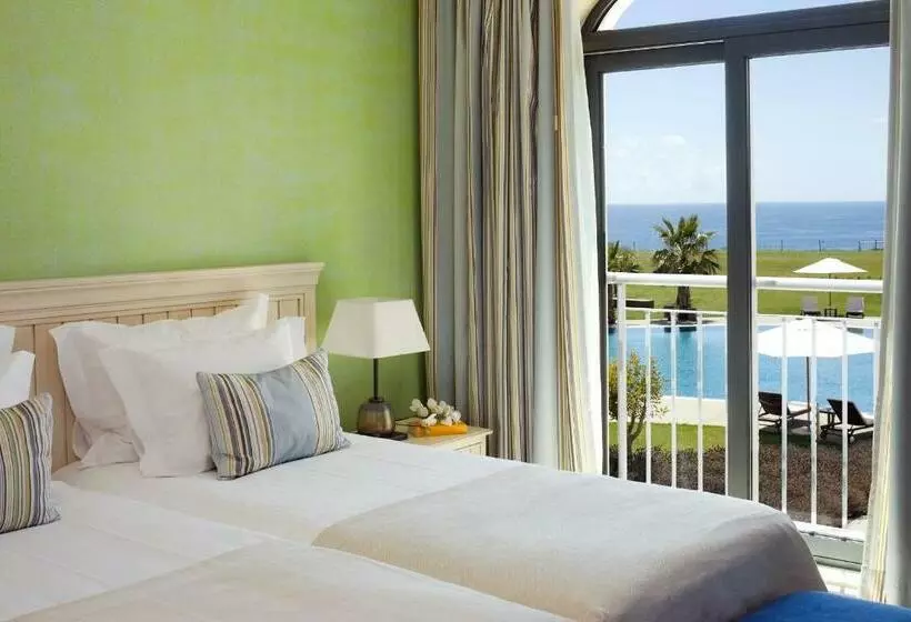 اتاق استاندارد یک نفره با چشم‌انداز دریا, Cascade Wellness Resort
