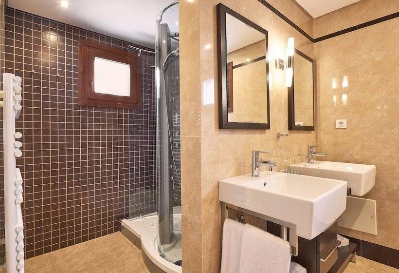 דירת 2 חדרי שינה עם נוף לבריכה, Cascade Wellness Resort