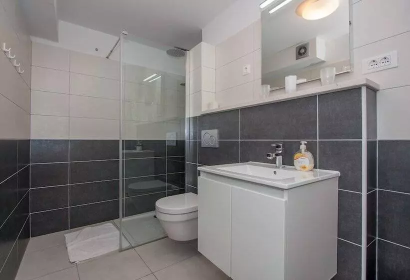 Apartamento 1 Dormitorio Vista Jardín, Garden Apartment