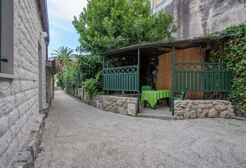Apartamento 1 Dormitorio Vista Jardín, Garden Apartment