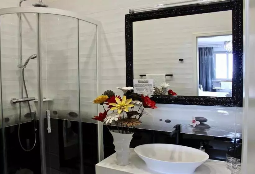 Habitación Estándar, Garden Apartment