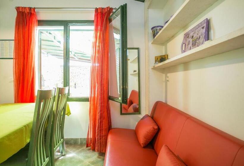 דירת חדר עם טרסה, Garden Apartment